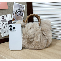 Nouvelle peluche artificielle lapin fourrure mignon citrouille forme femmes fille sac à main vacances nuage Style élégant unique épaule sacs à bandoulière