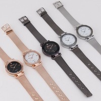 Montre à quartz pour femme, style coréen, tendance, avec bracelet milanais et bracelet en maille, incrustée de diamants, inspirée des célébrités d'Internet de TikTok