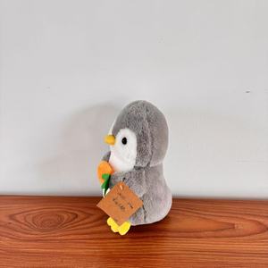 Yeni Çizgi Film Peluş Oyuncak Özel Havuçlu Penguen Sevimli Peluş Oyuncak - Product Image 6