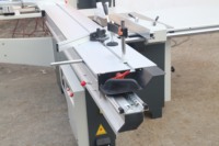 Machine à scie circulaire pour le travail du bois, scie à panneaux de précision, scie à table coulissante