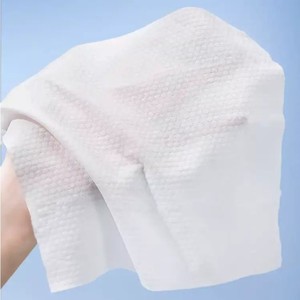 Lingettes humides jetables Spunlace pour bébé de haute qualité 80 pièces OEM petit paquet de lingettes humides activées par l'eau de Chine en tissu - Product Image 3