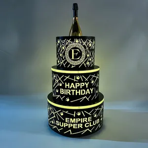 Оптовая торговля OEM изготовленный на заказ логотип металла 3 яруса VIP дисплей светодиодный бутылка вручителя с днем рождения LED торт для ночного клуба Бар нарядная одежда для отдыха