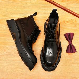 Zapatos de Cuero de Negocios para Hombre, Estilo Clásico, de Alta Calidad y Gran Venta, con Suelas Gruesas y Construcción en Cuero Genuino - Product Image 4