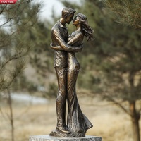 Statues lesbiennes en bronze grandeur nature extérieures personnalisées