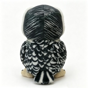 Regalo personalizado para amantes de las búhos, peluche de búho a rayas blancas y negras, decoración de dormitorio con temática de la naturaleza. - Product Image 3