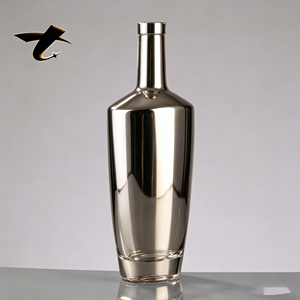 Bouteilles <span class=keywords><strong>de</strong></span> <span class=keywords><strong>whisky</strong></span> électro-plaquées, bouteilles en verre transparent avec bouchon à vis pour l'emballage du <span class=keywords><strong>whisky</strong></span>, volume 700 ml 1000 ml - Product Image 2