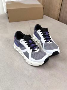 Zapatos Deportivos Transpirables con Cierre de Calcetín y Malla, Acolchados, Antiolor, Modernos para Caminar, Venta al Por Mayor de Fábrica a Precios Accesibles - Product Image 3