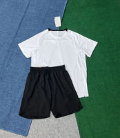 Vêtements de sport personnalisés en gros, usine OEM, ensembles de gym en tissu mesh à séchage rapide, survêtements athlétiques ventilés pour hommes et femmes