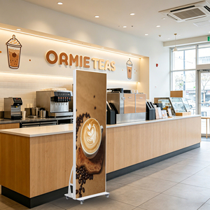 จอแสดงผล LED สำหรับโฆษณาแบบดิจิทัลในอาคาร บางเฉียบ พกพาสะดวก ป้องกันน้ำและฝุ่นมาตรฐาน IP68 อัตรารีเฟรชสูง ความละเอียด 1080P ความสว่าง 500cd - Product Image 4