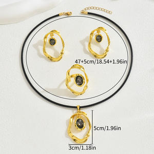 2025 nouveau Design en gros de haute qualité plaqué or conception irrégulière avec pierre noire collier boucles d'oreilles bague ensemble de bijoux - Product Image 5