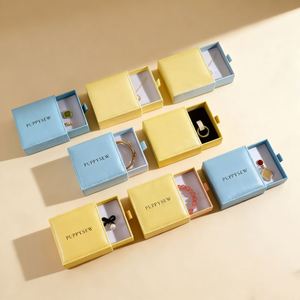 Caja de Papel de Lujo para Joyería con Logotipo Personalizado en Hot Stamping, Protege con Elegancia sus Prendas - Product Image 2
