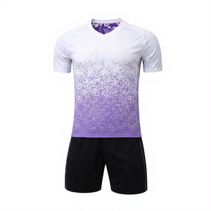 Conjunto de Camiseta de Fútbol con Cuello en V para Hombre, Degradado Blanco y Morado, Manga Corta, Absorbe la Humedad, Ajuste Atlético, Uniforme para Todas las Temporadas - Product Image 1