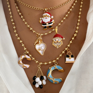 Collier superposé tendance pour femme, pendentif Père Noël, chaîne dorée, bijoux fantaisie, accessoires cadeaux avec strass en cristal - Product Image 1