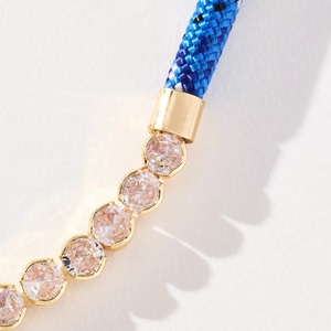 Nouveau collier tressé circulaire de style européen en cuivre plaqué or 18 carats avec chaîne sertie de diamants pour femme, idéal pour les soirées - Product Image 6