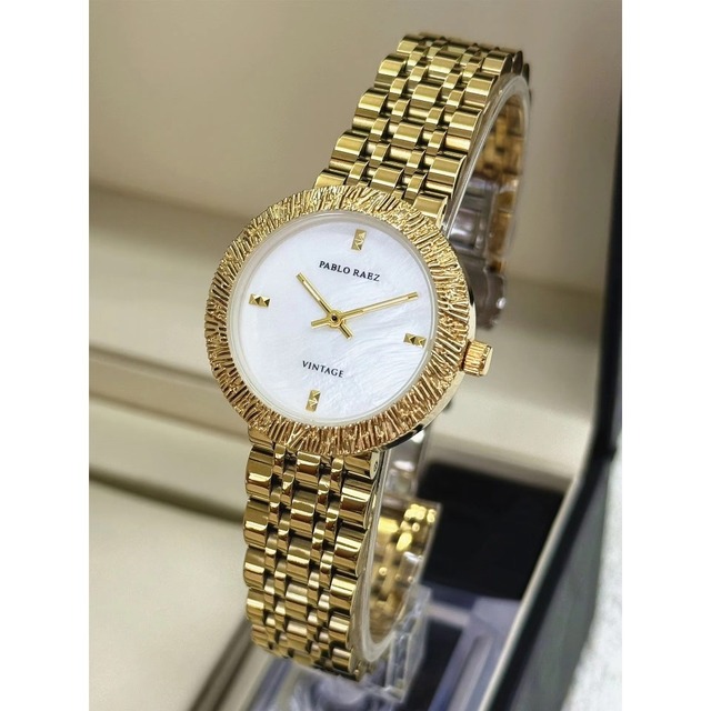 Vintage Gold Tone Women's Quartz Watch Stainless Steel Band Charm Glass Daily Pointer Fashion Luxury Waterproof Dress Watch