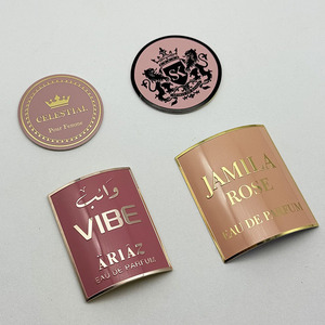 Etichette Adesive Personalizzate in Metallo con Logo, Adesivi Opachi Dorati in Rilievo per Bottiglie di Profumo - Product Image 4