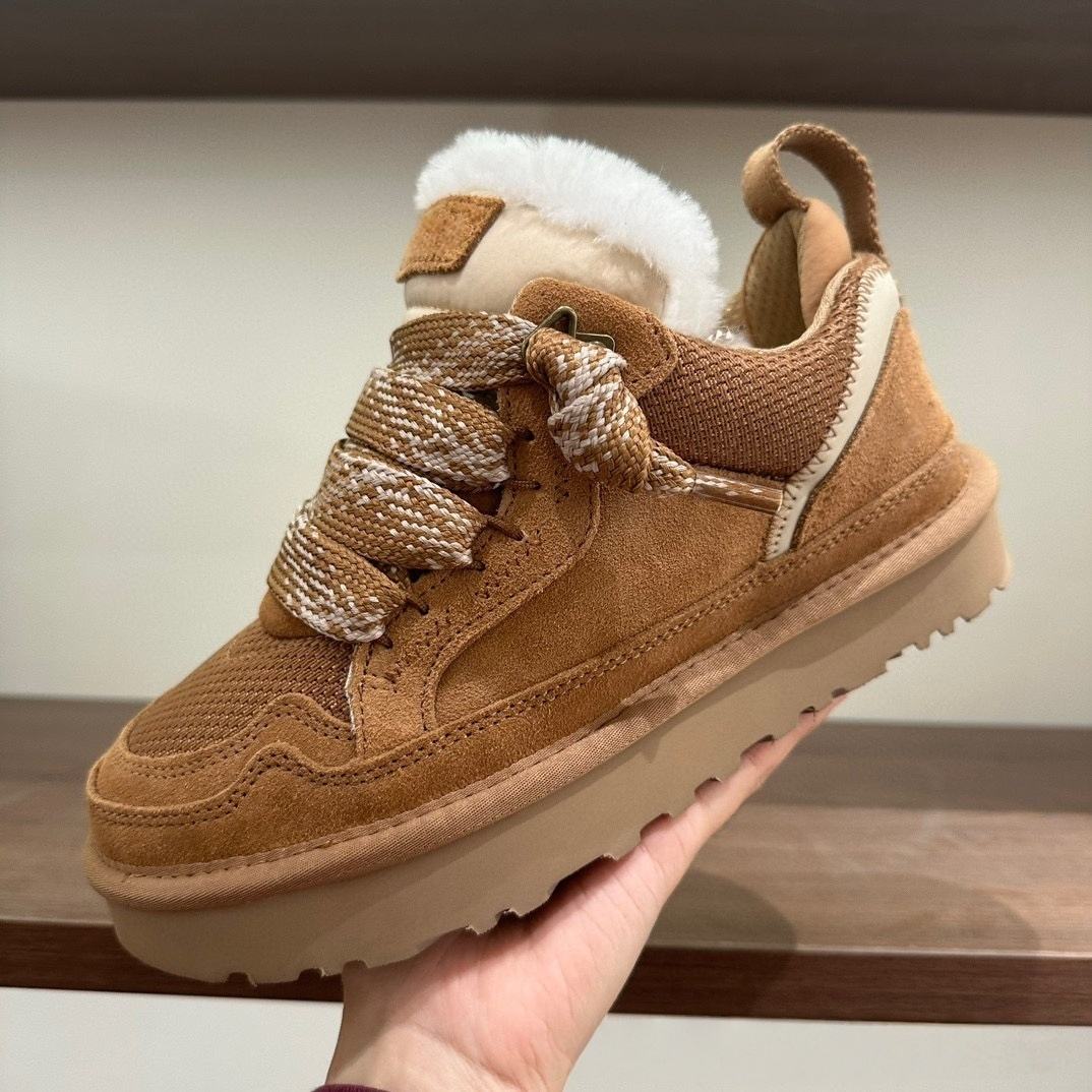 สีน้ำตาล