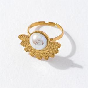 Fashion Design Stainless Steel Leaf Necklace Ring <strong>Earrings</strong> Three-Piece Set Delicate Stainless Steel Gold Plated Jewelry Set