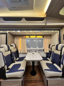 Autocaravana de <span class=keywords><strong>Lujo</strong></span> IVECO 2023, Diseño Ligero para 6 Personas - Product Image 5