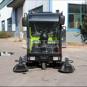 Barredora Eléctrica de Carreteras Compacta con Cabina Cerrada, Tracción en 2 Ruedas, Máquina de Limpieza Industrial - Product Image 3