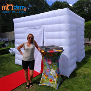 Tente Photobooth Gonflable pour Mariage avec Tissu Oxford 210D, Taille 2,5x2,5x2,5m, Éclairage LED et Souffleur pour Capturer des Photos Mémorables - Product Image 4