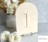 Numéros de table pour invitations de mariage découpés au laser en acrylique pastel