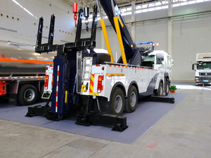 6x4 シノトラック ディーゼル レッカー車 一体型牽引車 重機回収・牽引・吊り上げ装置 - Product Image 2