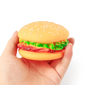Jouet interactif pour chien en TPR en forme de hamburger, résistant à la mastication, pour la propreté dentaire et l'entraînement, couineur, très vendu - Product Image 2