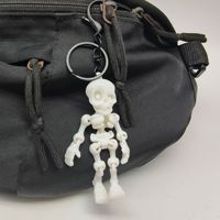 Porte-clés squelette imprimé en 3D, entièrement articulé, avec veilleuse, mini figurine gothique, breloque de sac, promotion Halloween, cadeau, vente en gros