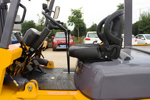 מודלים שונים 3ton 4ton 5ton מזלג מעלית מלגזה קיבולת חדש דיזל מחיר מלגזה משאית 4 גלגל כונן עם מנוע דיזל - Product Image 5