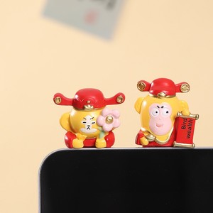Figurine créative en résine petit singe anti-stress pour bureau, compagnon de bureau élégant pour la décoration d'écran d'ordinateur - Product Image 3