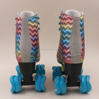 Patins à roulettes quad à dégradé vibrant, patins montants à embout scintillant avec roues en PVC bleues pour fêtes et loisirs
