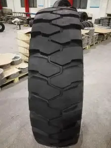 Neumático sólido de relleno esponjoso 1350x380 M46 neumático 1350x380 neumático esponjoso de goma