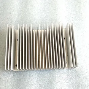 במפעל לשעבר בגודל cnc עיבוד אלומיניום heatsink חום מותאם אישית כיור חום