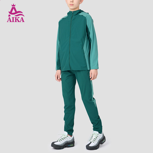 Ensemble de survêtement vert contrastant 2 pièces pour garçons, veste à capuche zippée et pantalon de jogging élastique pour usage décontracté et sportif - Product Image 1