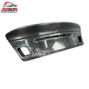 Baule di Alta Qualità Stile CSL in Fibra di Carbonio Adatto per <span class=keywords><strong>BMW</strong></span> <span class=keywords><strong>Serie</strong></span> 3 E46 320 325i Berlina Coupé <span class=keywords><strong>2</strong></span> Porte 4 Porte - Product Image 4