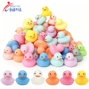 Vente en gros <span class=keywords><strong>de</strong></span> décorations <span class=keywords><strong>de</strong></span> canards en caoutchouc à drapeau américain patriotique, jouets <span class=keywords><strong>de</strong></span> style militaire pour la décoration du guidon <span class=keywords><strong>de</strong></span> voiture ou <span class=keywords><strong>de</strong></span> jeep, accessoires - Product Image 1