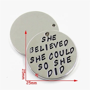 Tuỳ Chỉnh Công Ty Thương Hiệu Logo Đóng Dấu Khắc Kim Loại Đồ Trang Sức Vòng Shaped Blanks Thẻ Charms Với Jump <span class=keywords><strong>Ring</strong></span> - Product Image 4