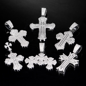 Grand Pendentif Collier Croix Orthodoxe Glaçée Or Style Hip Hop, Pendentif Croix <span class=keywords><strong>Triple</strong></span> Jésus Chrétien Tendance avec Baguettes - Product Image 2