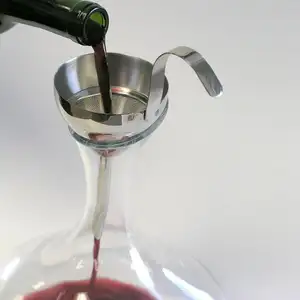 ที่ดีที่สุดคุณภาพอาหารเกรดสแตนเลสสีแดงไวน์ช่องทางที่ถอดออกได้กรองสำหรับไวน์ Decanting