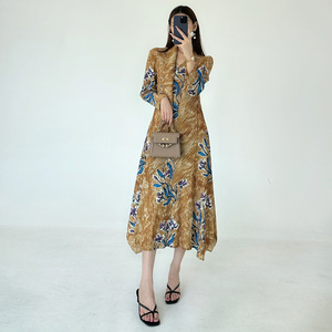 Abito plissettato Miyake Autunno 2026 da donna, nuovo stile straniero, abito casual a due pezzi con ampia gonna per il tempo libero - Product Image 2