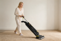 Aspirateur vertical commercial à batterie au lithium 23Kpa sans balais, capacité de 8L, pour le nettoyage des tapis dans les hôtels