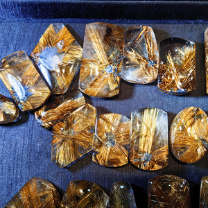 QS Tinh Thể Tự Nhiên Thủ Công Mỹ Nghệ Phụ Nữ Chính Hãng Hiếm Hoa Hình Dạng Rutile Thạch Anh Mặt Dây Chuyền Chữa Bệnh Vàng <span class=keywords><strong>Rutilated</strong></span> Thạch Anh Cho Phong Thủy - Product Image 4