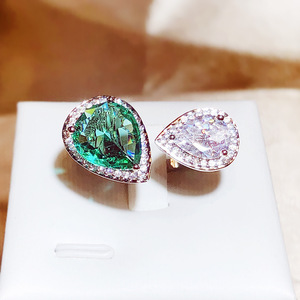 Anello Regolabile a Goccia con Zirconi per Donne, Elegante Gioiello da Dito alla Moda - Product Image 3