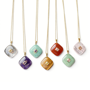 Прямые поставки с завода: квадратный кулон из натурального красного агата 25 мм, инкрустированный цветным цирконом, с позолотой 14К, минималистичные цепочки, подарок - Product Image 3