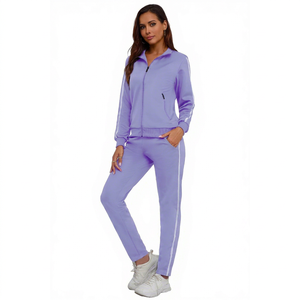Conjunto Deportivo Casual para Mujer, de Alta Calidad, Transpirable, Tallas Grandes, con Logotipo, en Felpa - Product Image 1