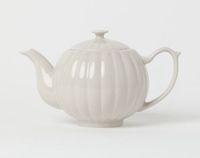 Tetera Moderna de Porcelana Blanca con Forma de Calabaza Acanalada para Té y Café