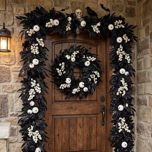 Guirlande d'Halloween en rotin avec feuilles d'érable noires et citrouilles blanches, décoration extérieure, ensemble de couronnes artificielles de 1,80 m - Product Image 1