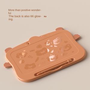 กระดานเขียน LCD ลายการ์ตูนหมี ขนาด 8.5 นิ้ว กระดานวาดภาพสำหรับเด็ก โรงงานผลิตแบบ OEM กระดานจดบันทึกข้ามพรมแดน <span class=keywords><strong>กระดานดำ</strong></span>สำหรับเด็ก - Product Image 3