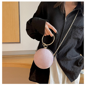 Bolso cruzado de lujo para mujer Bolso de noche de diseñador con patrón de caramelo geométrico con hardware premium y etiqueta de marca personalizada - Product Image 2